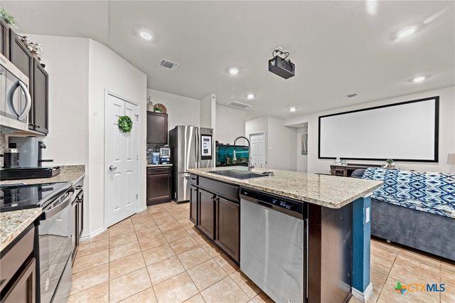 6008 Sally Ride Lane, Killeen, TX 76543