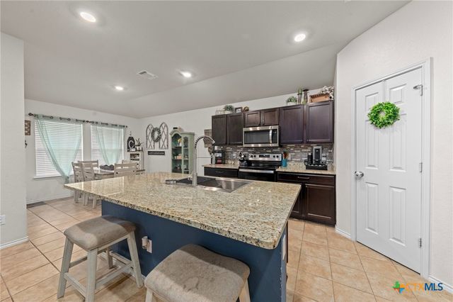 6008 Sally Ride Lane, Killeen, TX 76543