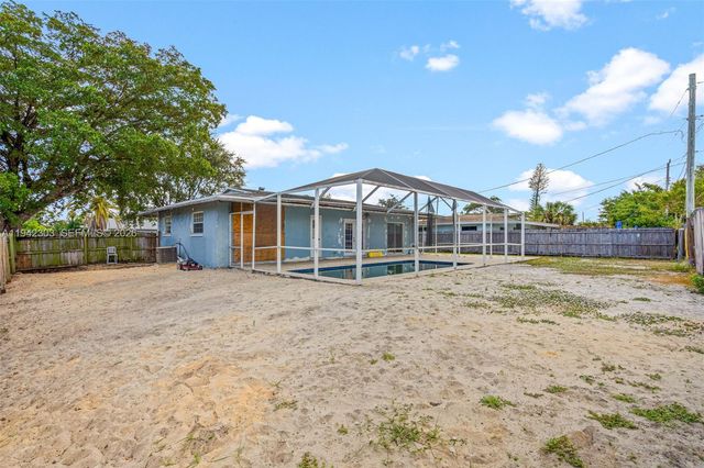 131 NW 19th St, Pompano Beach, FL 33060