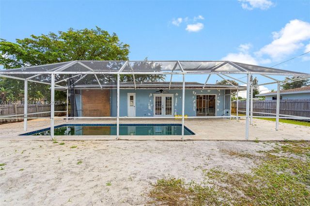 131 NW 19th St, Pompano Beach, FL 33060