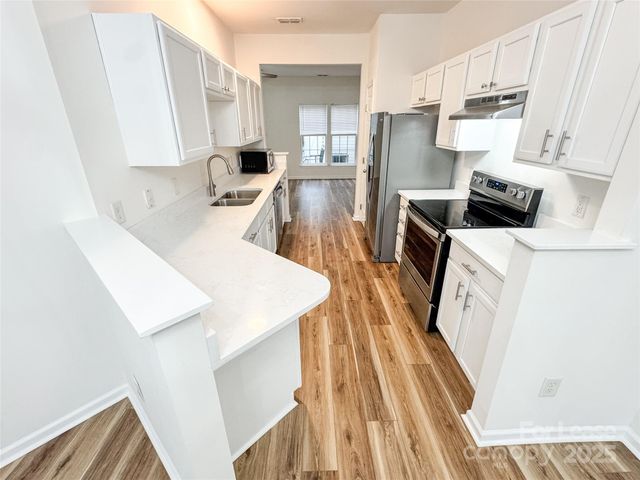 8330 Shinkansen Drive, Charlotte, NC 28213