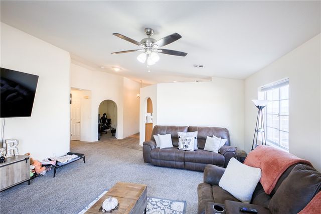 2215 Bonanza Court, Bullhead City, AZ 86442