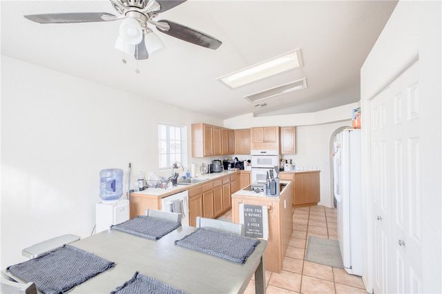 2215 Bonanza Court, Bullhead City, AZ 86442