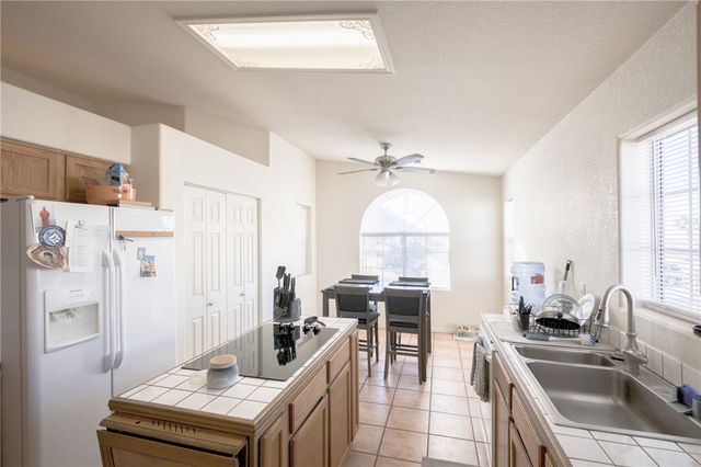 2215 Bonanza Court, Bullhead City, AZ 86442