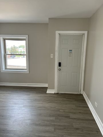 171 N 25th Avenue 1N, Melrose Park, IL 60160