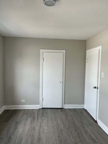 171 N 25th Avenue 1N, Melrose Park, IL 60160