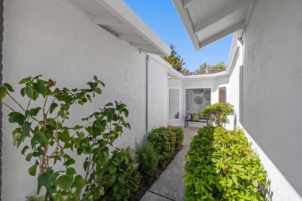 Image 5 of property listing at 349 Bluefish Court, Foster City, CA 94404
