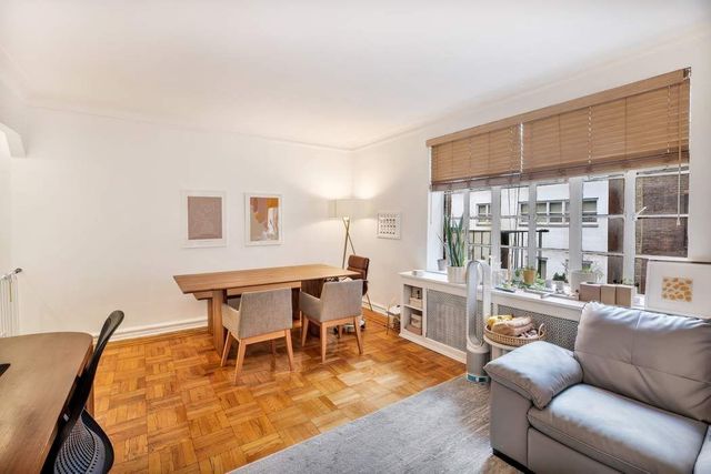 135 E 39th St Apt 3D, New York City, NY 10016