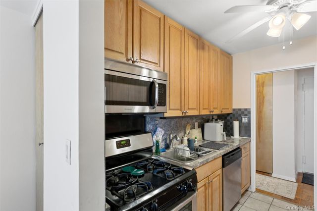 420 Shore Road 5E, Long Beach, NY 11561