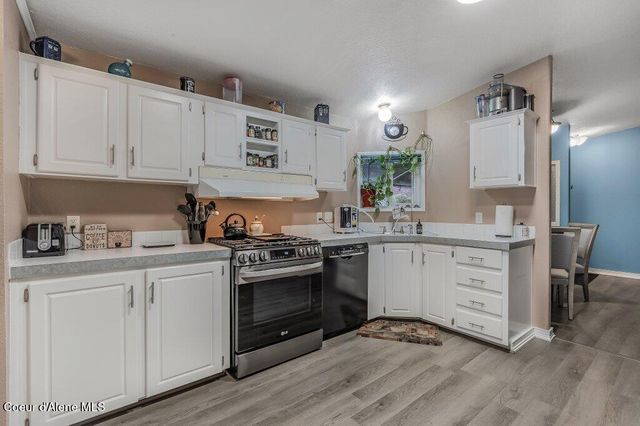 4234 N Atlantic Drive, Coeur D'alene, ID 83815