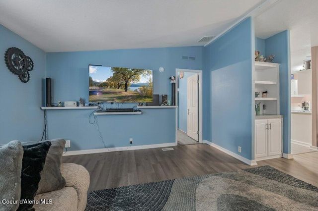 4234 N Atlantic Drive, Coeur D'alene, ID 83815