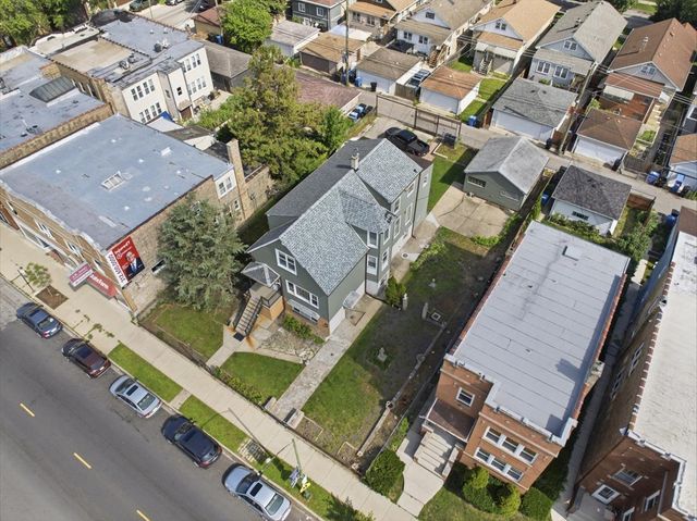 6042 W ADDISON Street, Chicago, IL 60634