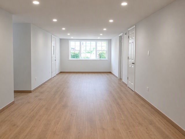 6042 W ADDISON Street, Chicago, IL 60634