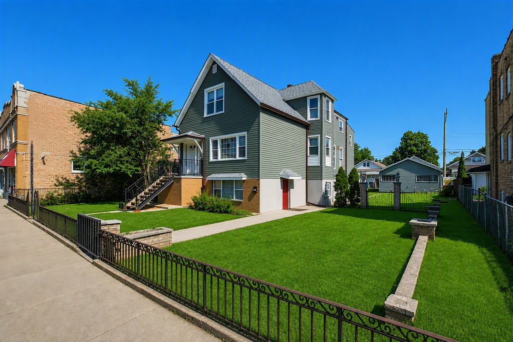 6042 W ADDISON Street, Chicago, IL 60634 — photo 2