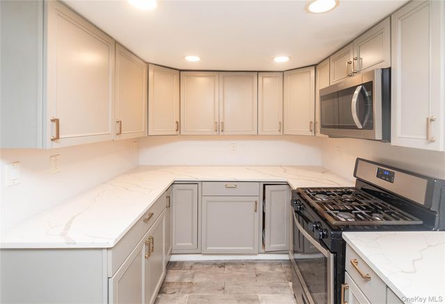 1258 North Avenue 2, Beacon, NY 12508