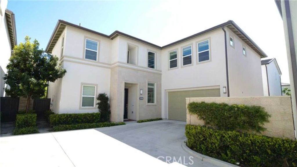 150 Edna, Lake Forest (el Toro), CA 92630