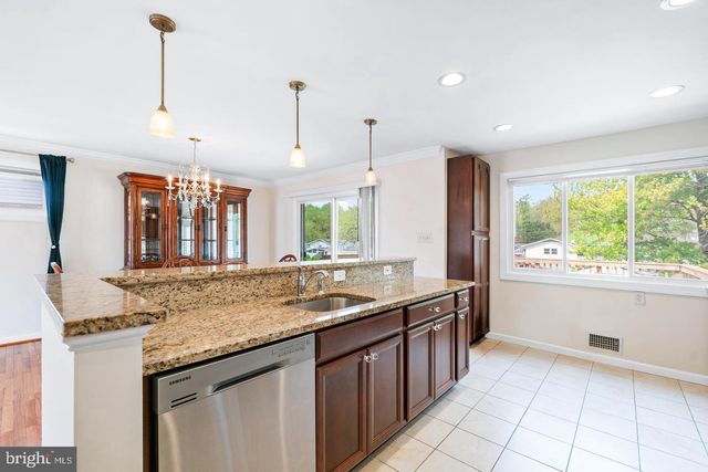 14236 CHADWICK LN, Rockville, MD 20853