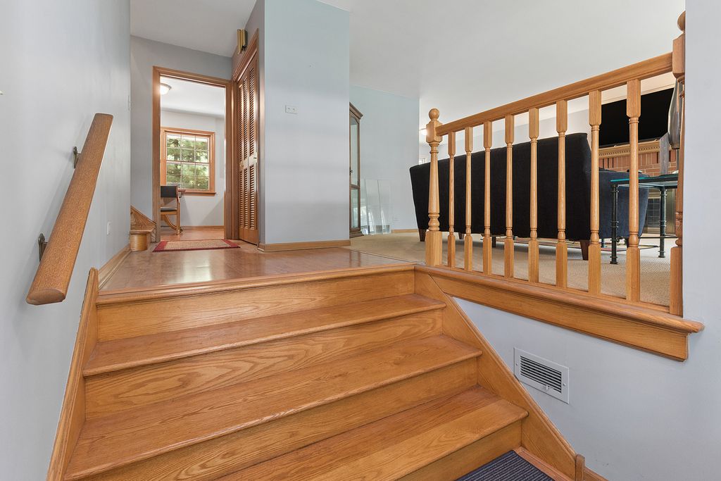 17914 S Hood Avenue, Homewood, IL 60430 — photo 5