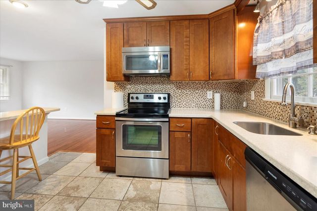 903 JAY CT, Glen Burnie, MD 21061