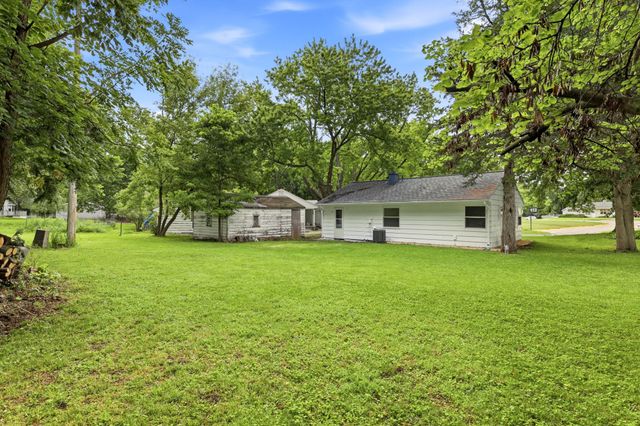 309 Colorado Circle, Ames, IA 50014
