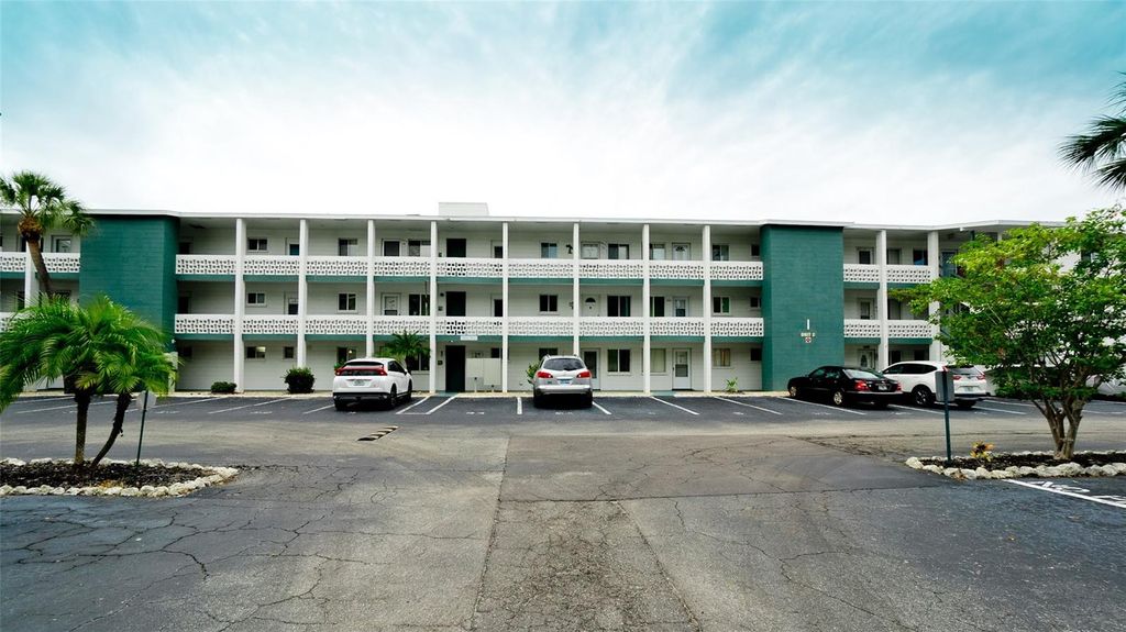 5885 WELCOME ROAD I3, BRADENTON, FL 34207 — exterior