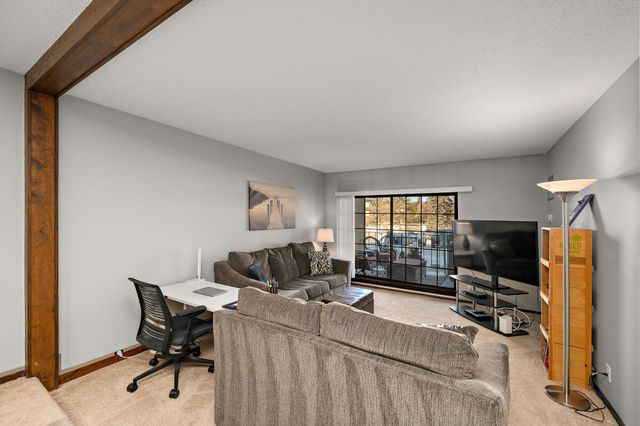 6650 Vernon Avenue S 116, Edina, MN 55436