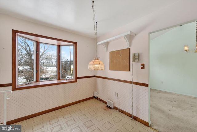 270 RIVERVIEW RD, King Of Prussia, PA 19406