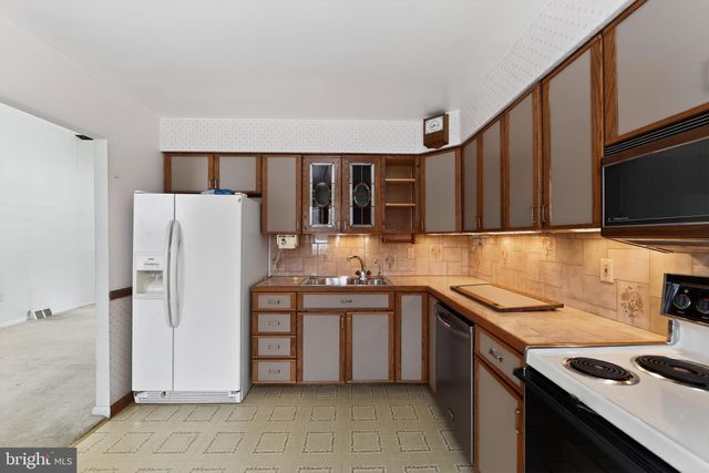 270 RIVERVIEW RD, King Of Prussia, PA 19406