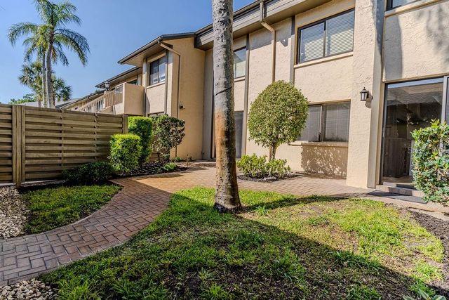 3151 LANDMARK DRIVE 115, Clearwater, FL 33761