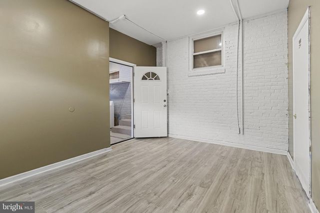 8030 NEW RIGGS RD, Hyattsville, MD 20783