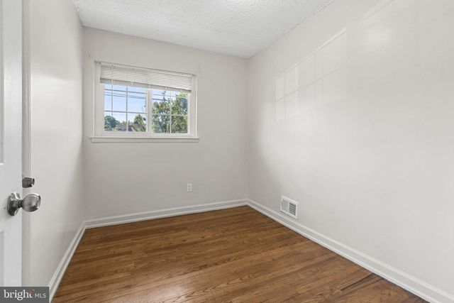 8030 NEW RIGGS RD, Hyattsville, MD 20783