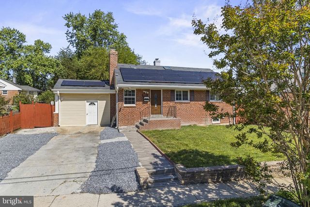 8030 NEW RIGGS RD, Hyattsville, MD 20783