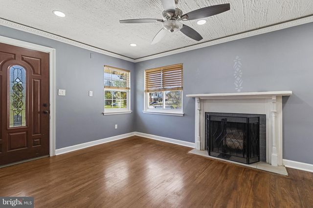 8030 NEW RIGGS RD, Hyattsville, MD 20783