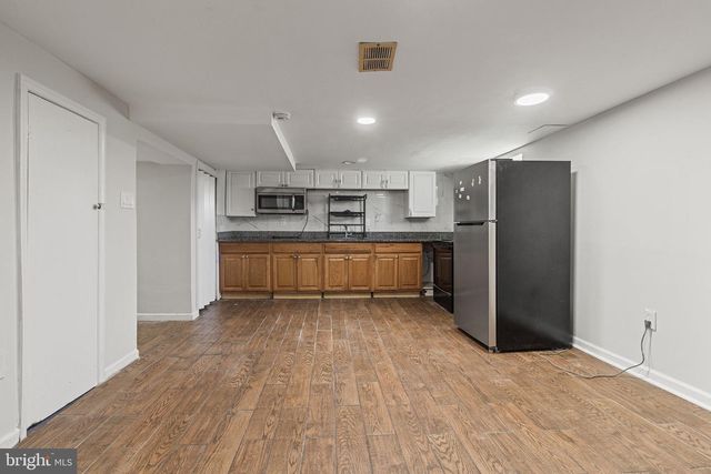 8030 NEW RIGGS RD, Hyattsville, MD 20783