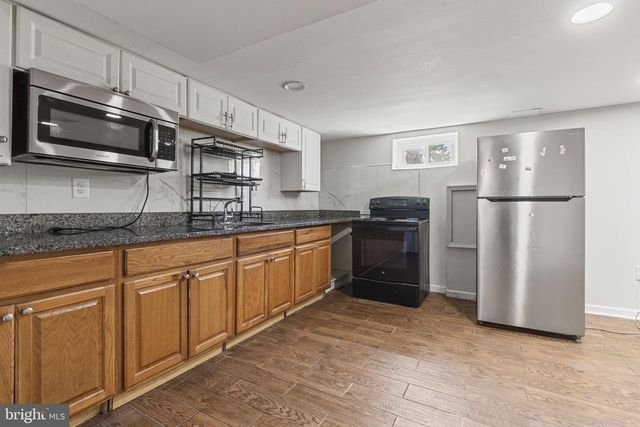 8030 NEW RIGGS RD, Hyattsville, MD 20783