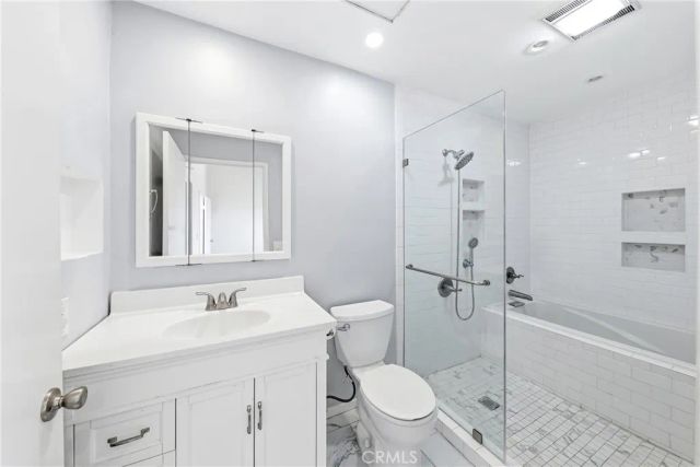 1822 Garvey 8, Alhambra, CA 91803