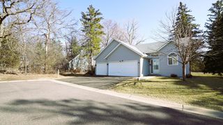 7161 Upper 15th Street N, Oakdale, MN 55128
