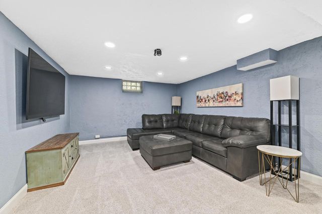 4709 N Cramer STREET, Whitefish Bay, WI 53211
