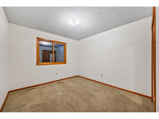 1631 Dogwood Ct, Fort Collins, CO 80525