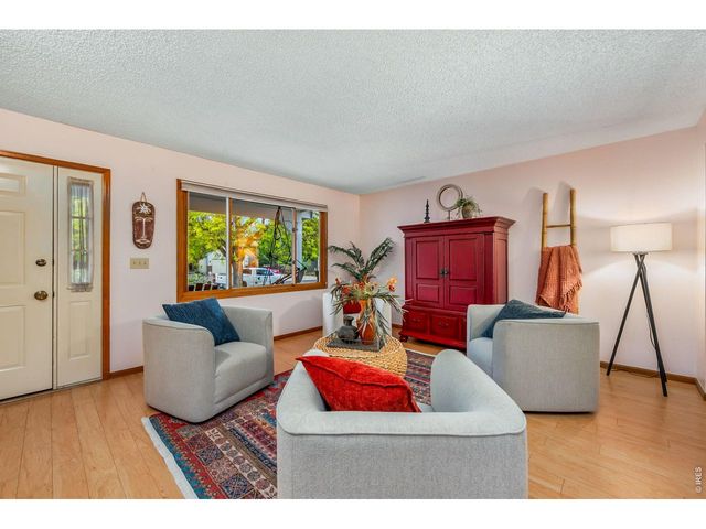 1631 Dogwood Ct, Fort Collins, CO 80525