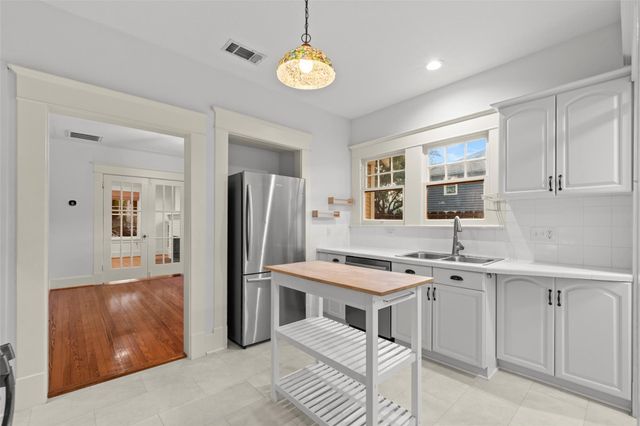 1412 Kipling Street, Houston, TX 77006