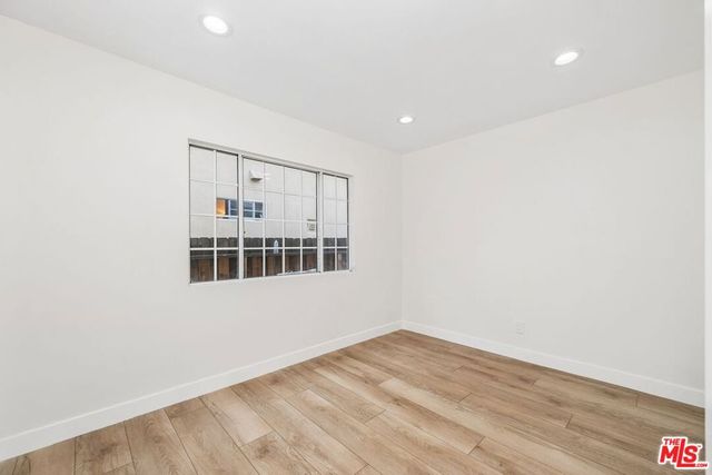 6266 Etiwanda Avenue, Tarzana, CA 91335