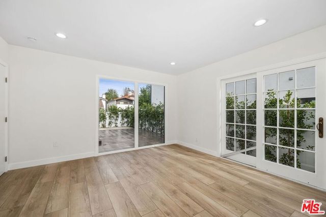 6266 Etiwanda Avenue, Tarzana, CA 91335