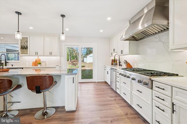 5709 FOGGY LN, Rockville, MD 20855