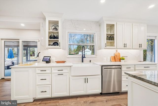 5709 FOGGY LN, Rockville, MD 20855