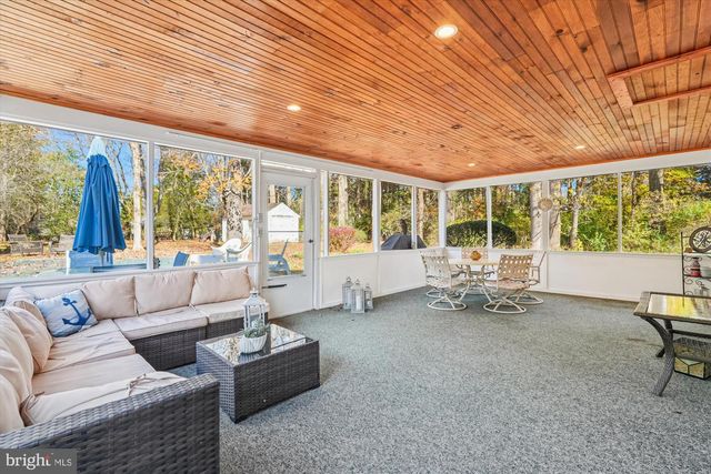 5709 FOGGY LN, Rockville, MD 20855