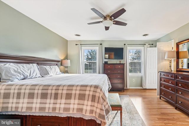 5709 FOGGY LN, Rockville, MD 20855