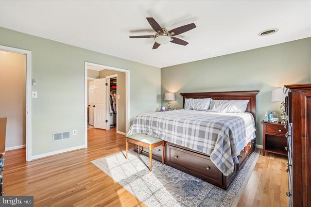 5709 FOGGY LN, Rockville, MD 20855