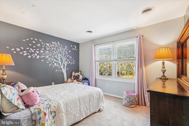 5709 FOGGY LN, Rockville, MD 20855