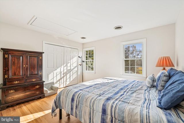 5709 FOGGY LN, Rockville, MD 20855